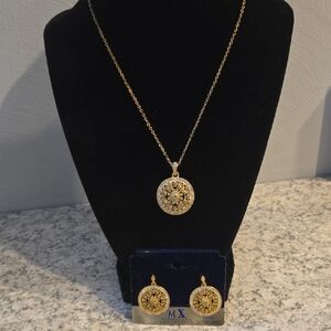 Gold Filigree Necklace and Earring Set